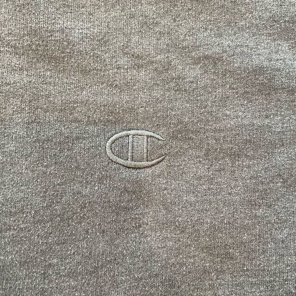 Grey Champion Sweater - Picture 3 of 5